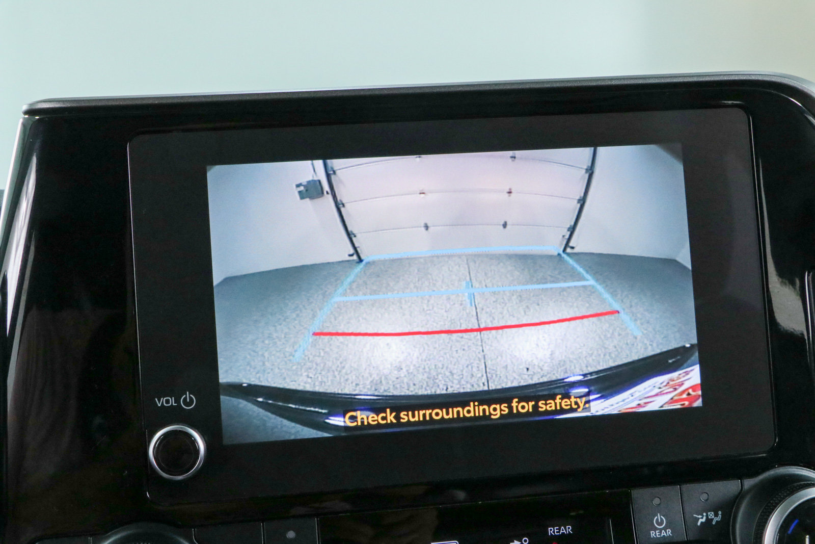 Used 2023 Toyota Highlander XLE AWD/4WD image 19