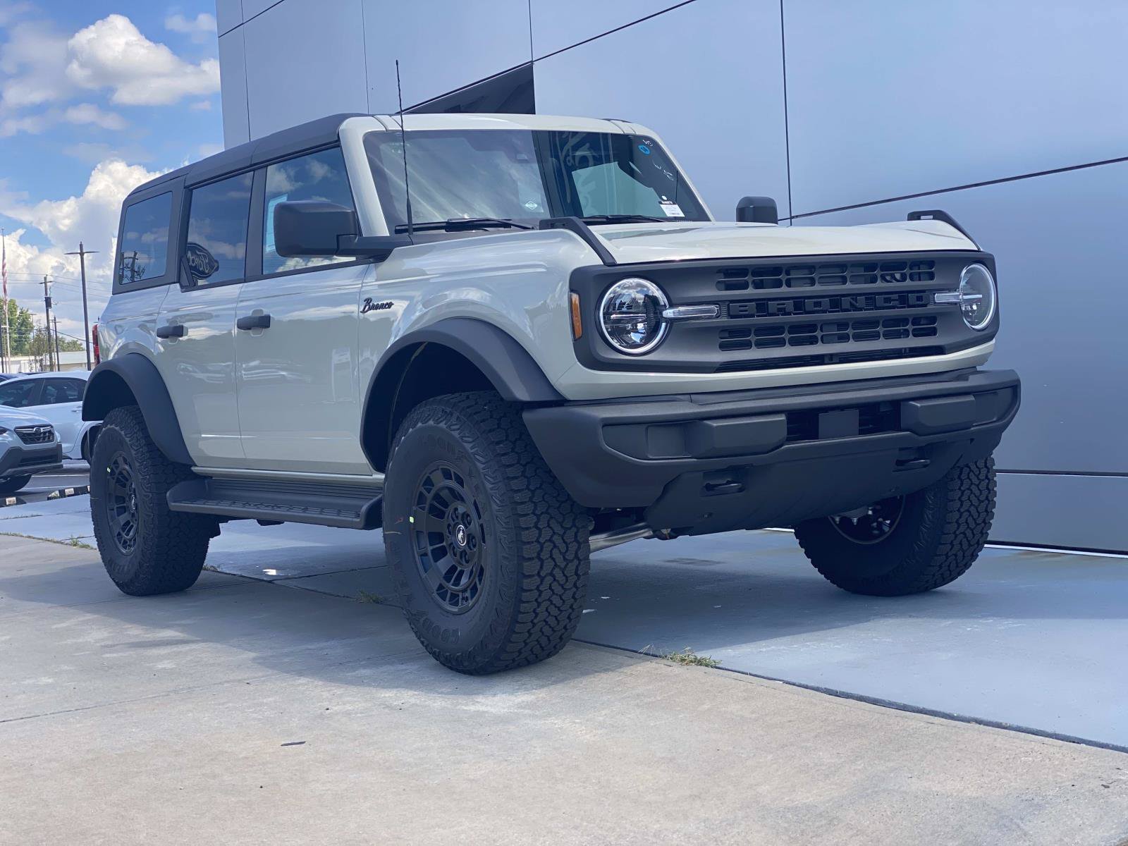 New 2026 Ford Bronco Big Bend AWD/4WD image 2