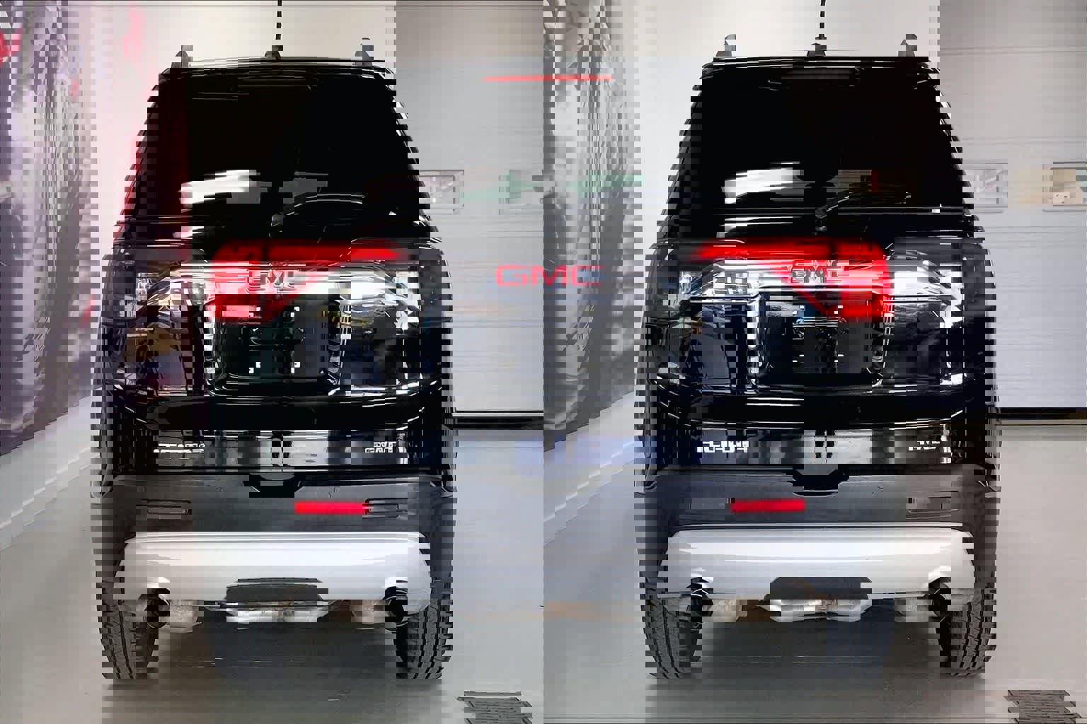 Used 2019 GMC Acadia SLT image 5