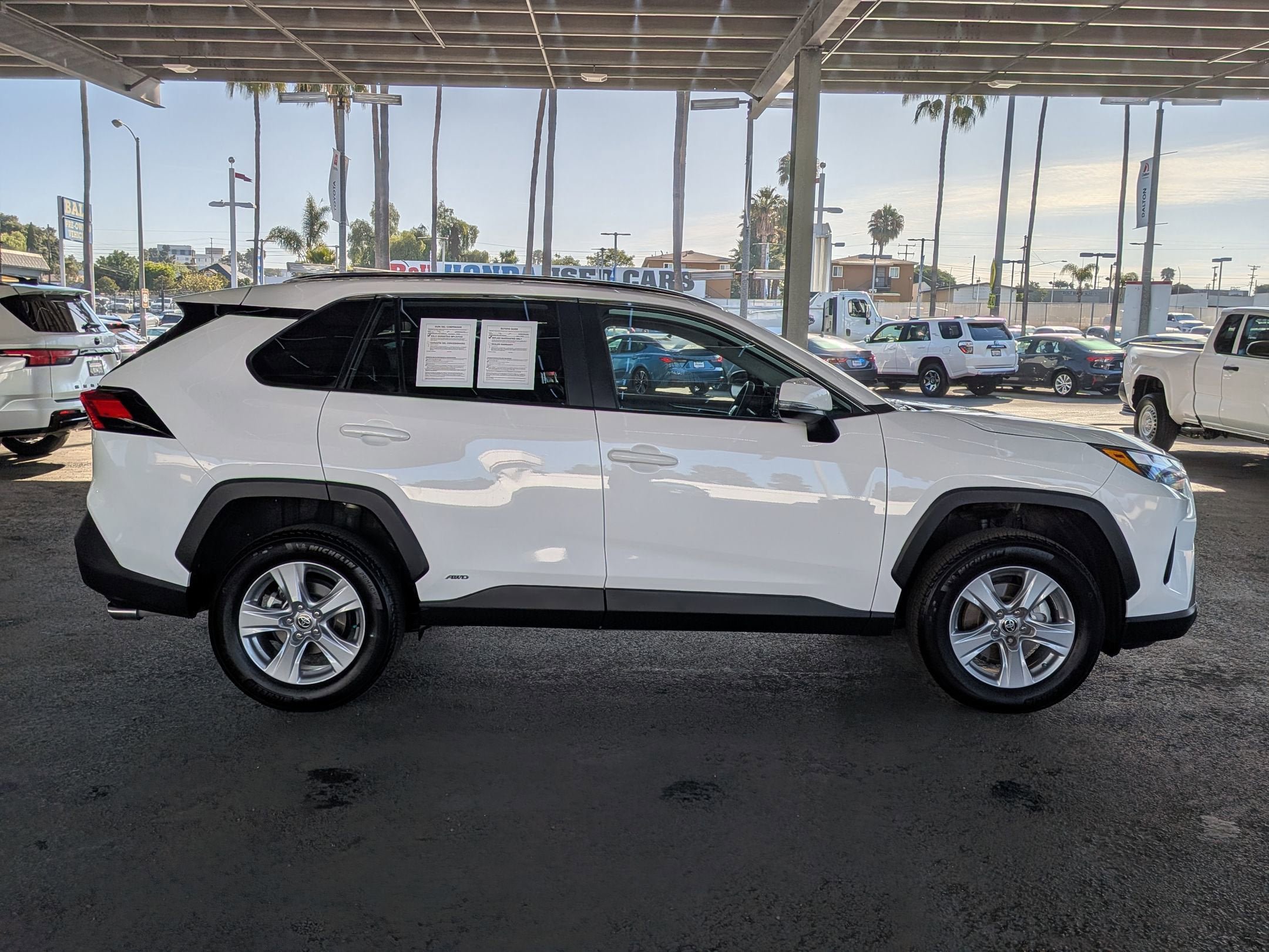 Certified 2025 Toyota RAV4 XLE AWD/4WD image 5