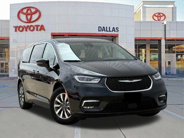 Used 2024 Chrysler Pacifica Limited FWD image 1