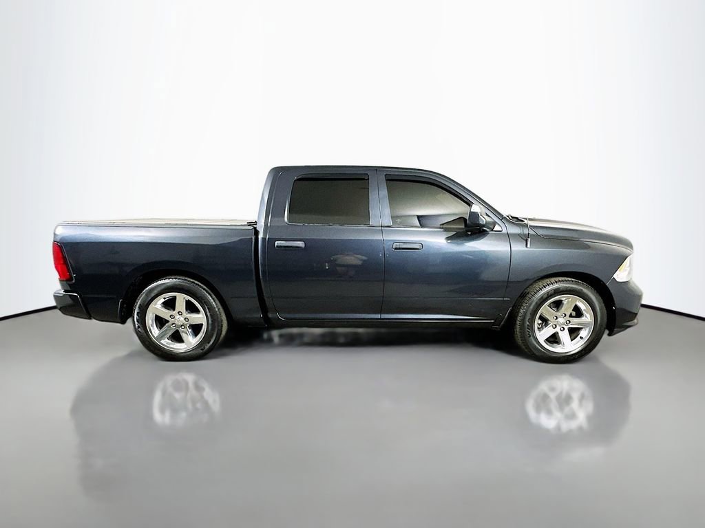 Used 2016 RAM 1500 Express RWD image 7