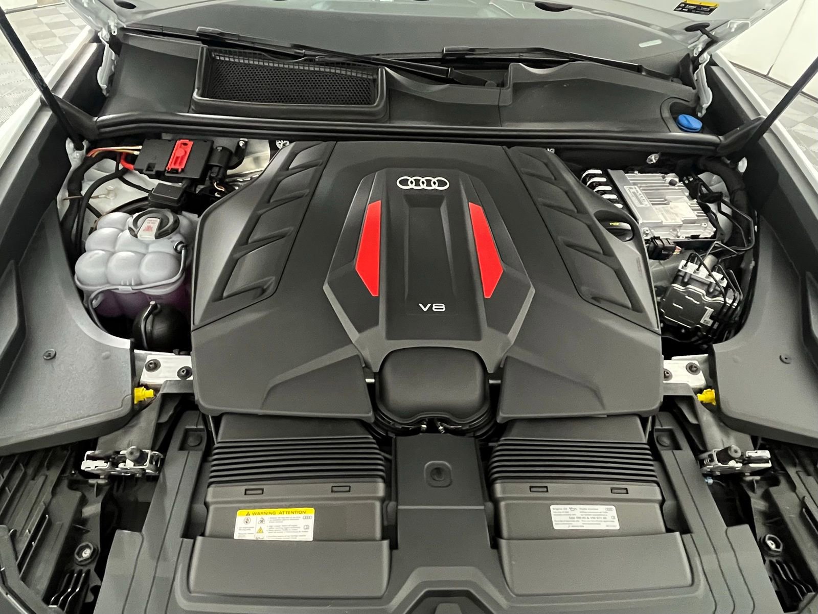 New 2026 Audi SQ8 Prestige image 20