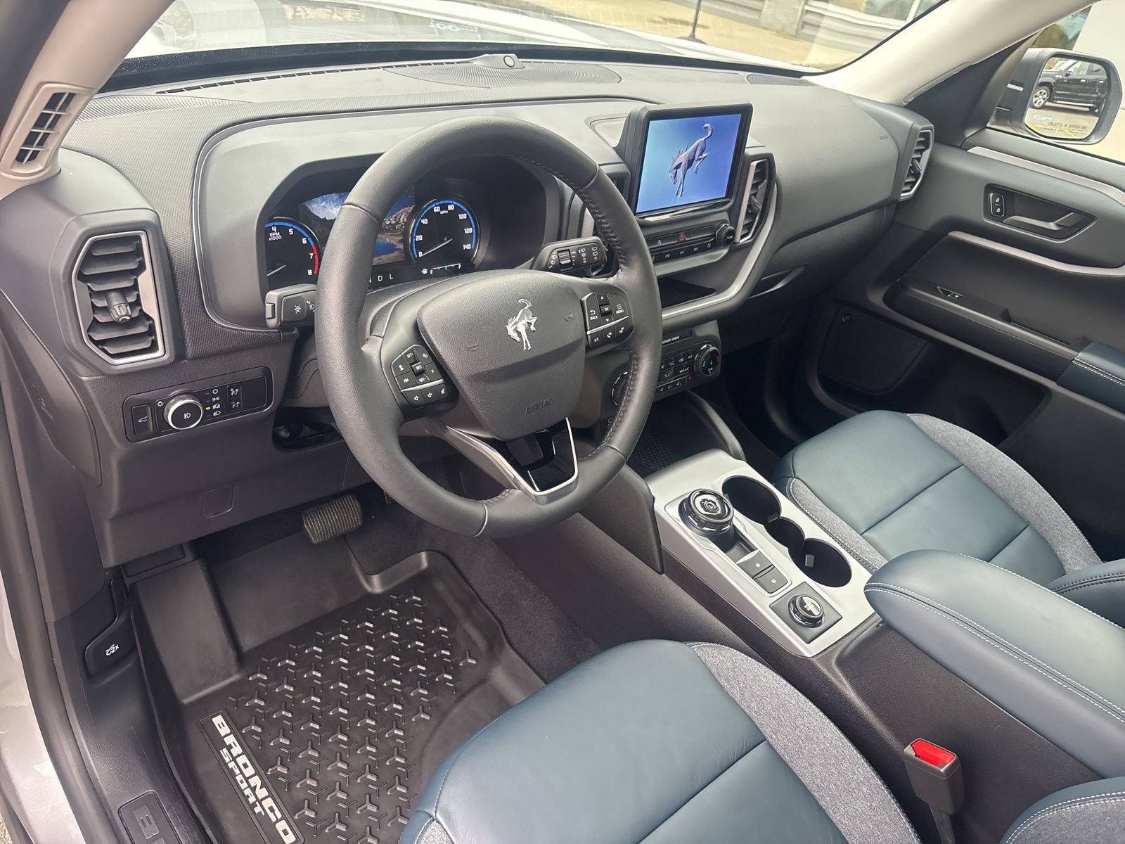 Used 2023 Ford Bronco Sport Outer Banks w/ Tech Package image 12