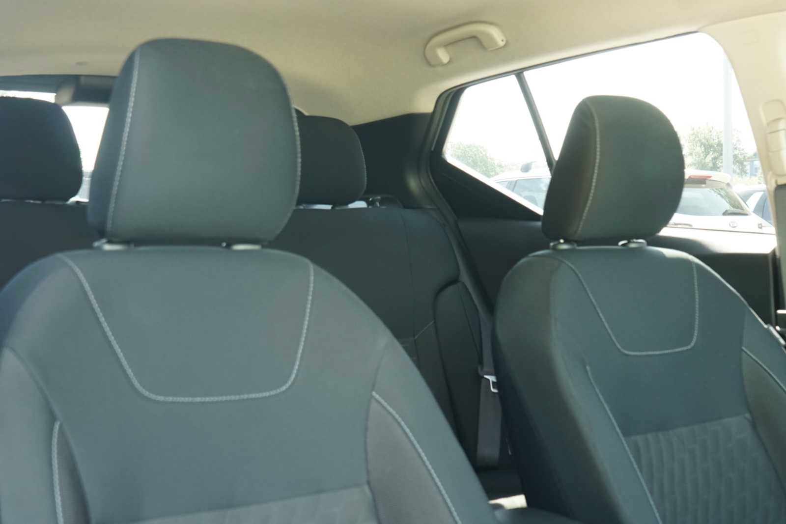 Used 2024 Nissan Kicks SV FWD image 27