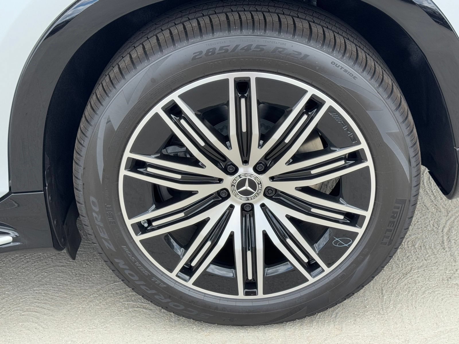 New 2026 Mercedes-Benz EQS 400 4MATIC SUV image 14