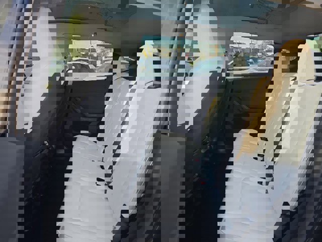 Used 2024 Tesla Model Y Long Range image 16