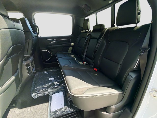 New 2026 RAM 1500 Laramie AWD/4WD image 21