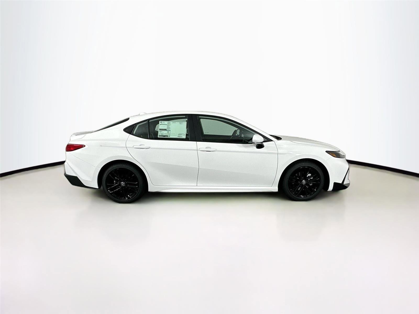 New 2026 Toyota Camry SE image 5