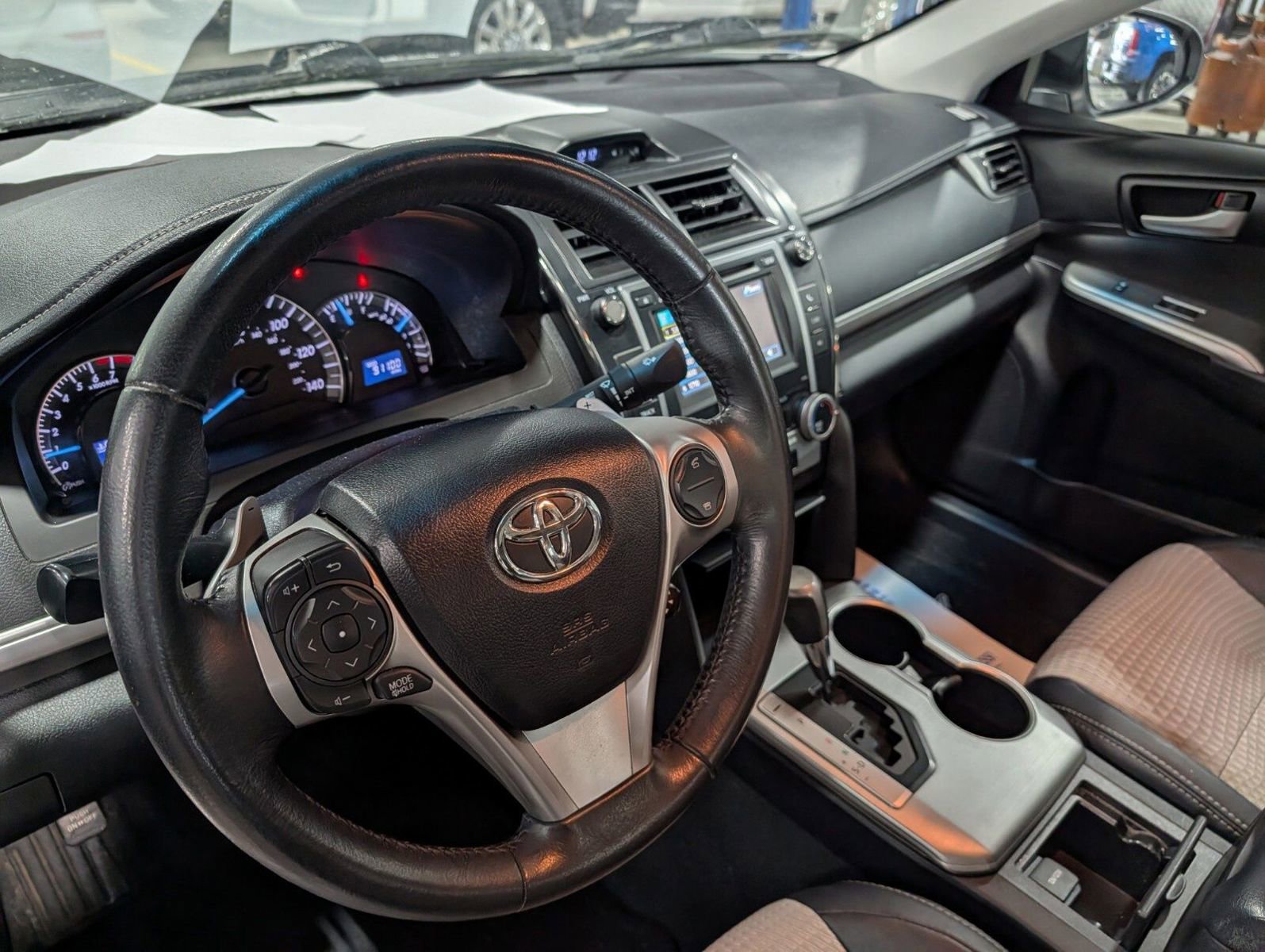 Used 2013 Toyota Camry SE image 20