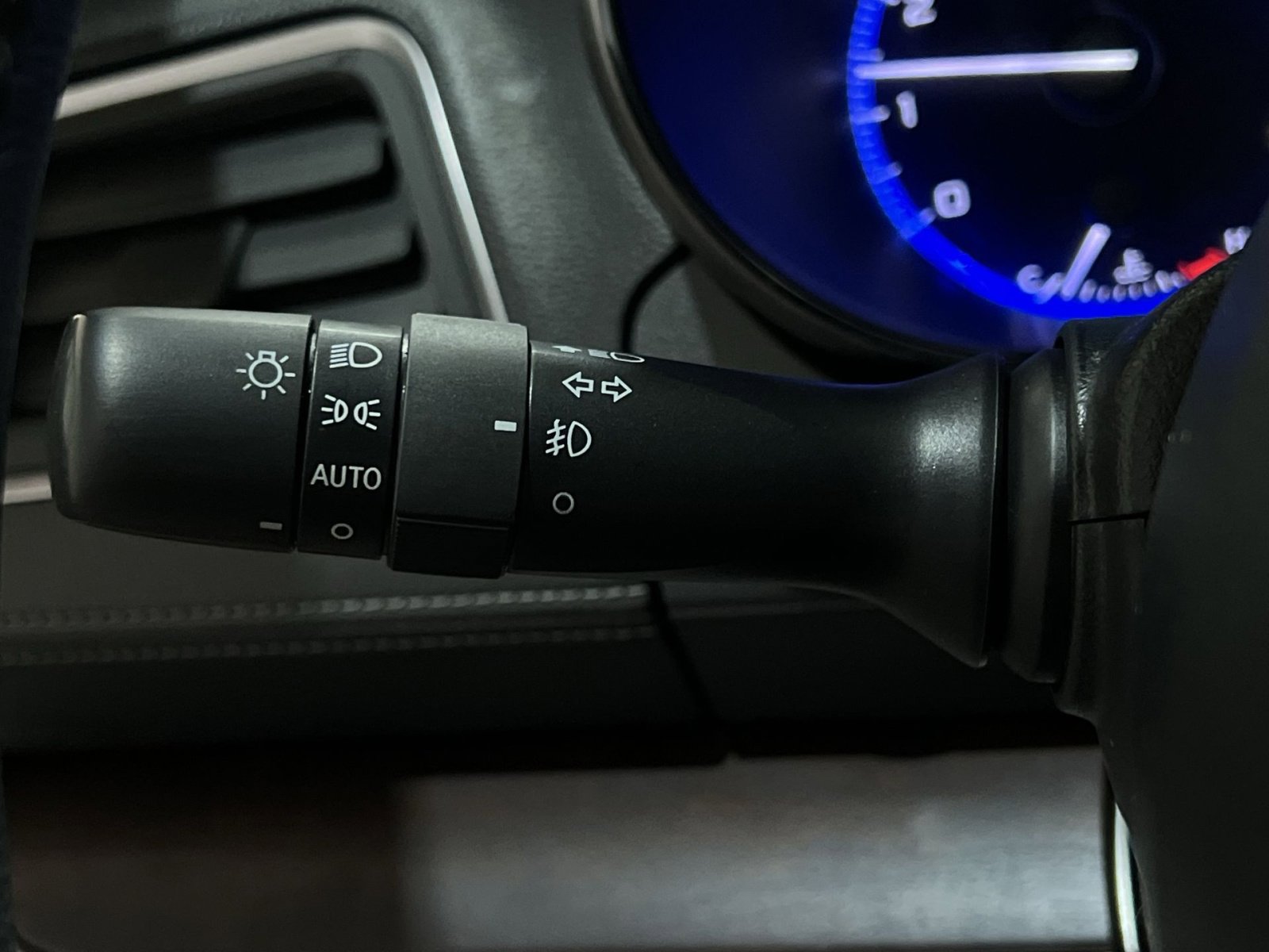 Used 2019 Subaru Outback 2.5i Limited AWD/4WD image 28