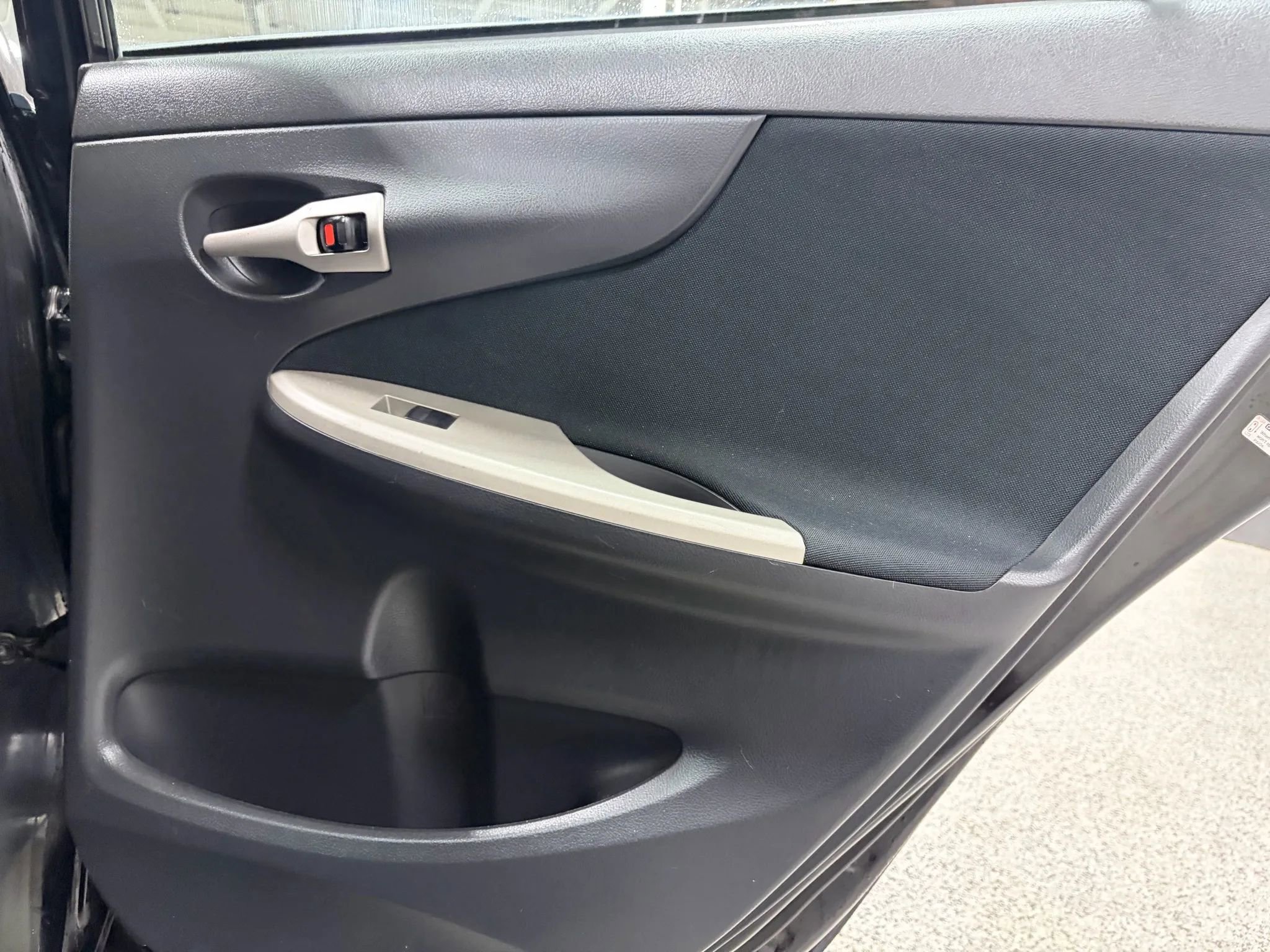 Used 2010 Toyota Corolla S FWD image 26