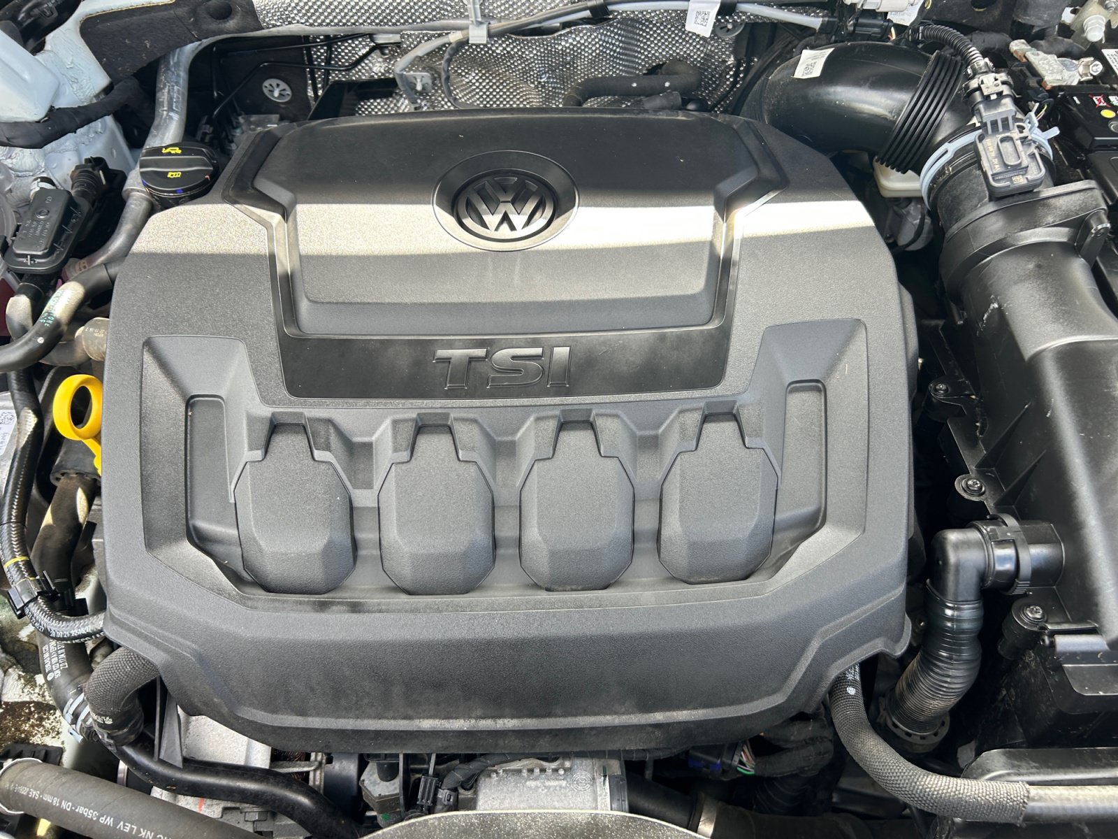 Used 2023 Volkswagen Tiguan SE AWD/4WD image 22