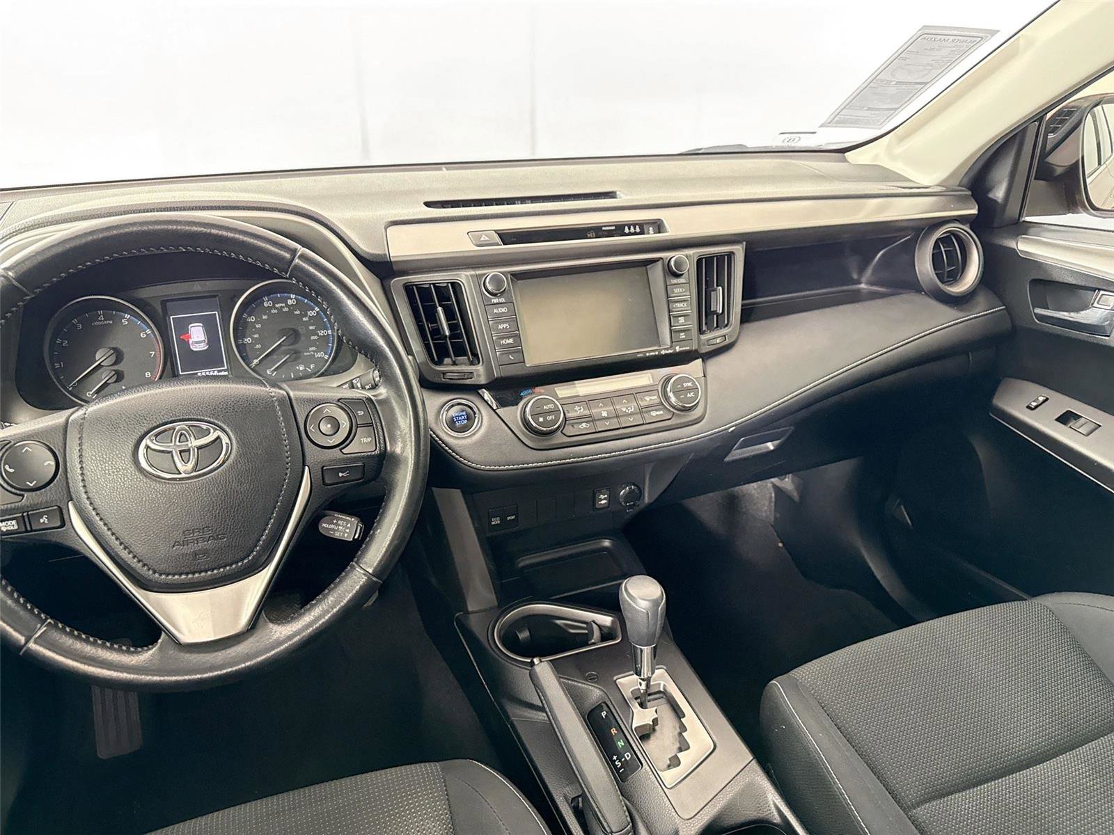 Used 2017 Toyota RAV4 XLE image 30