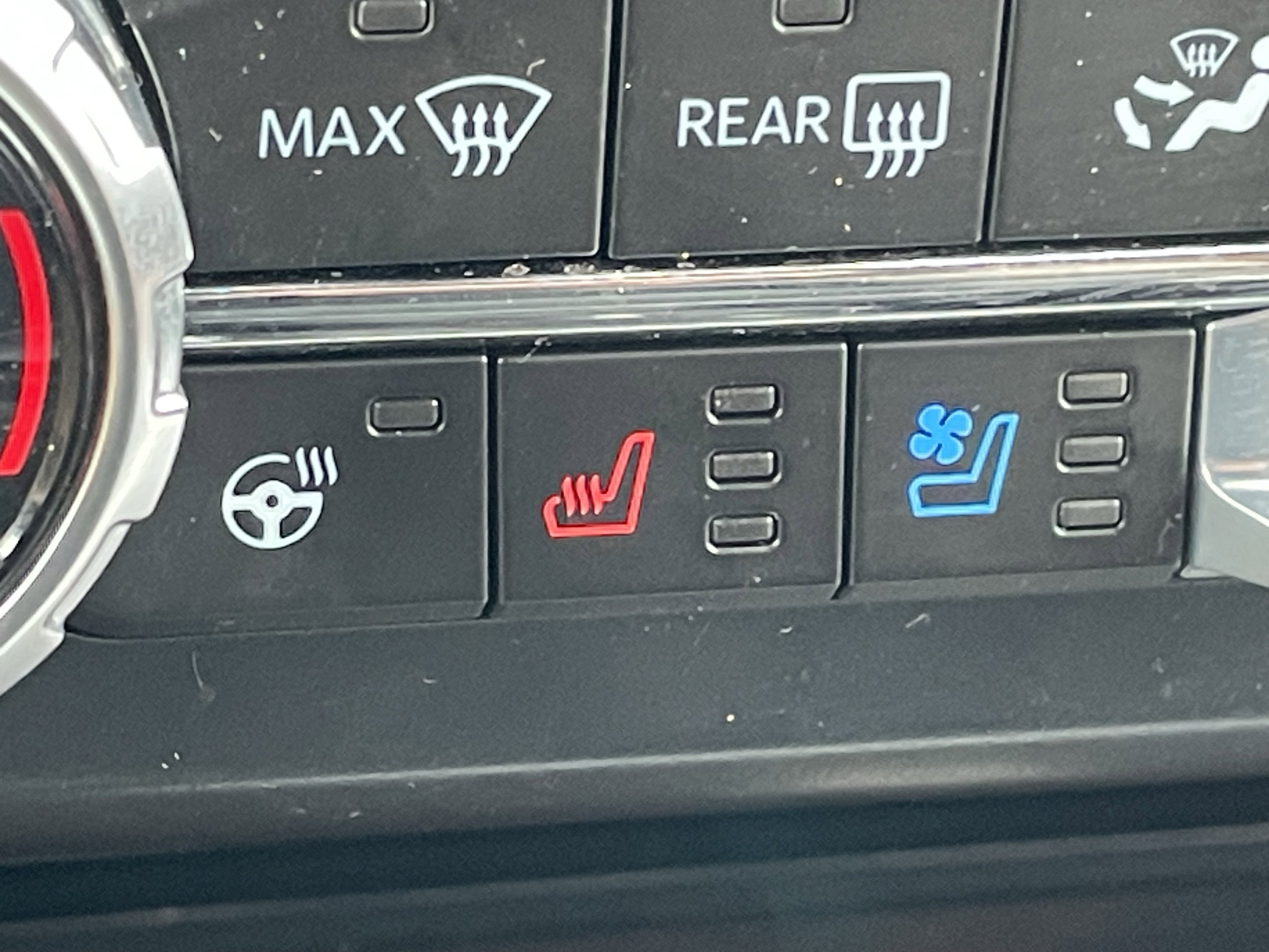 Used 2025 Ford F350 King Ranch AWD/4WD image 25