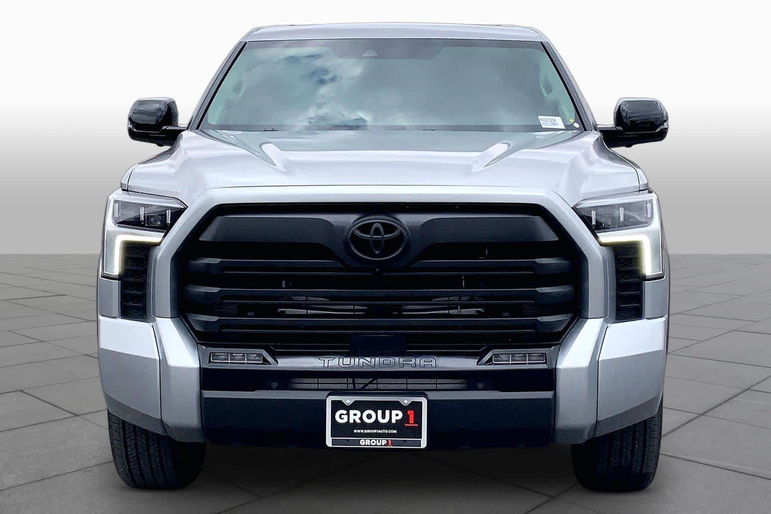 Used 2024 Toyota Tundra Limited AWD/4WD image 4