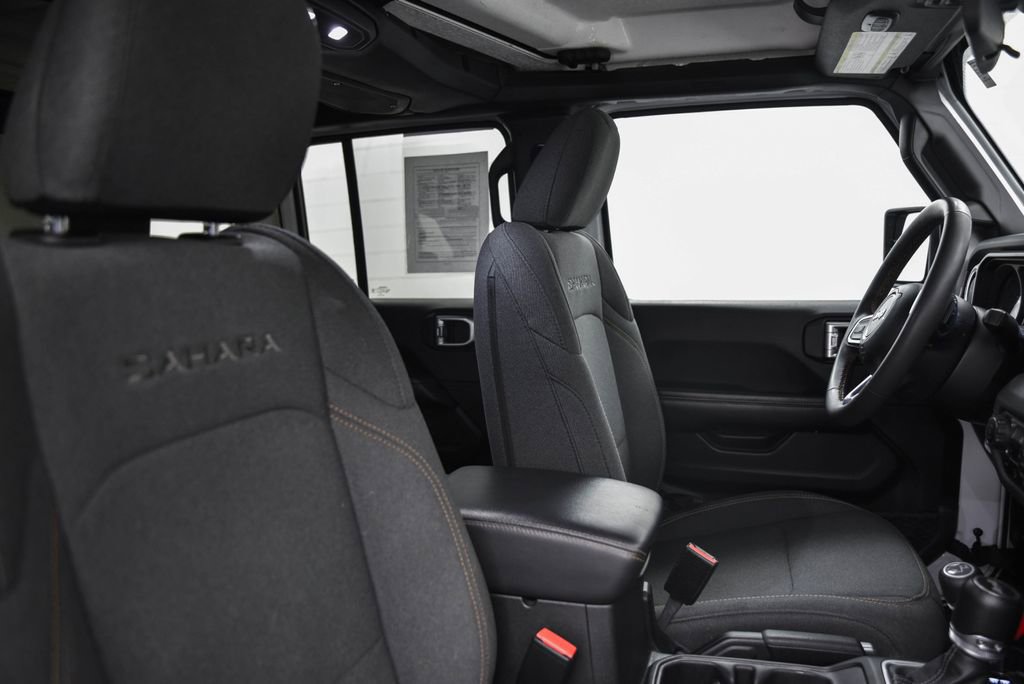 Used 2024 Jeep Wrangler Sahara image 15