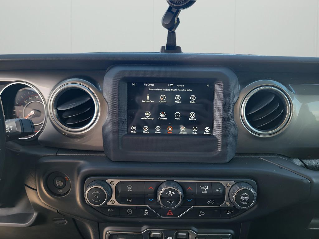 Used 2020 Jeep Wrangler Unlimited Sahara image 21