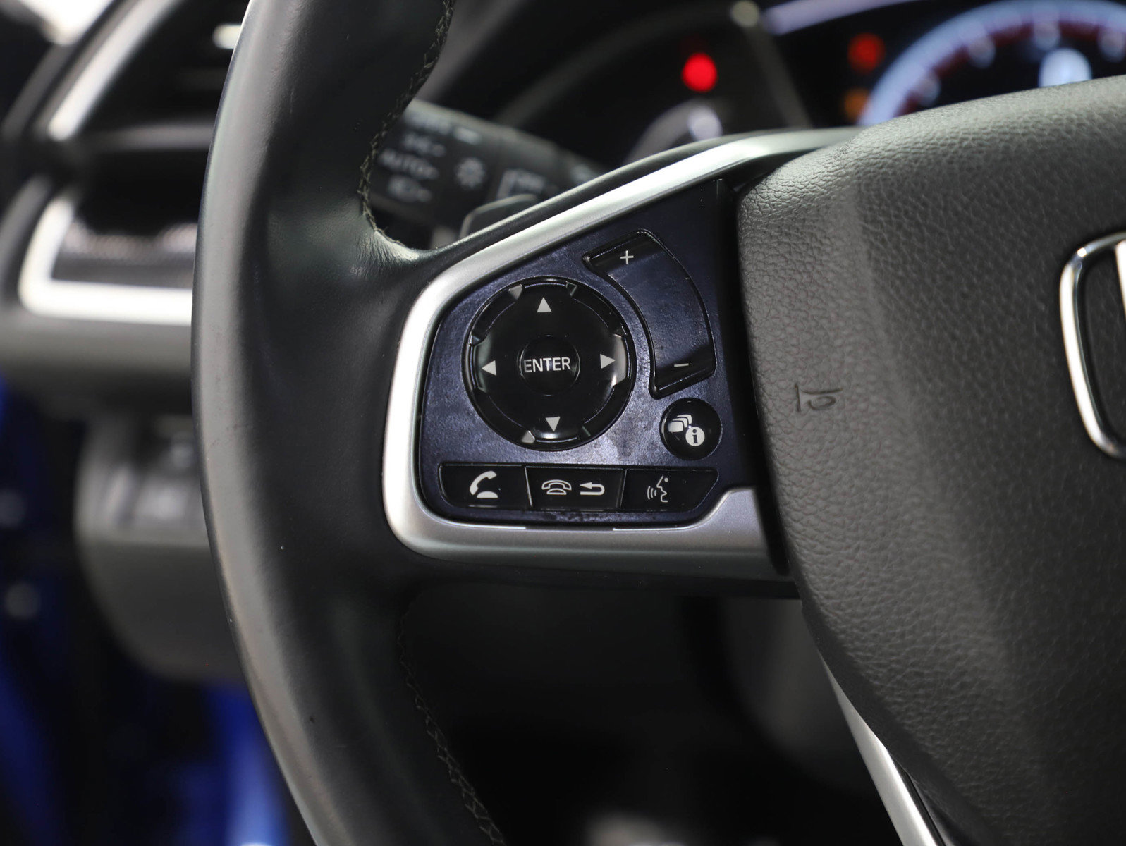 Used 2020 Honda Civic Sport image 22