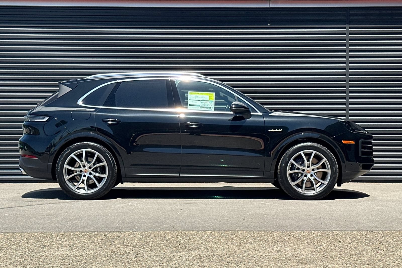 New 2026 Porsche Cayenne E-Hybrid AWD/4WD image 9