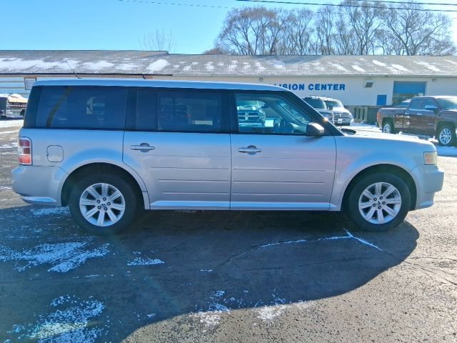 Used 2009 Ford Flex SE image 6