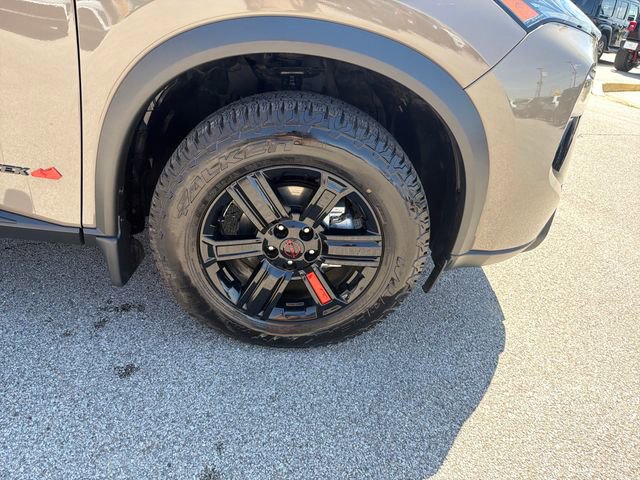 Used 2025 Nissan Rogue SV image 48