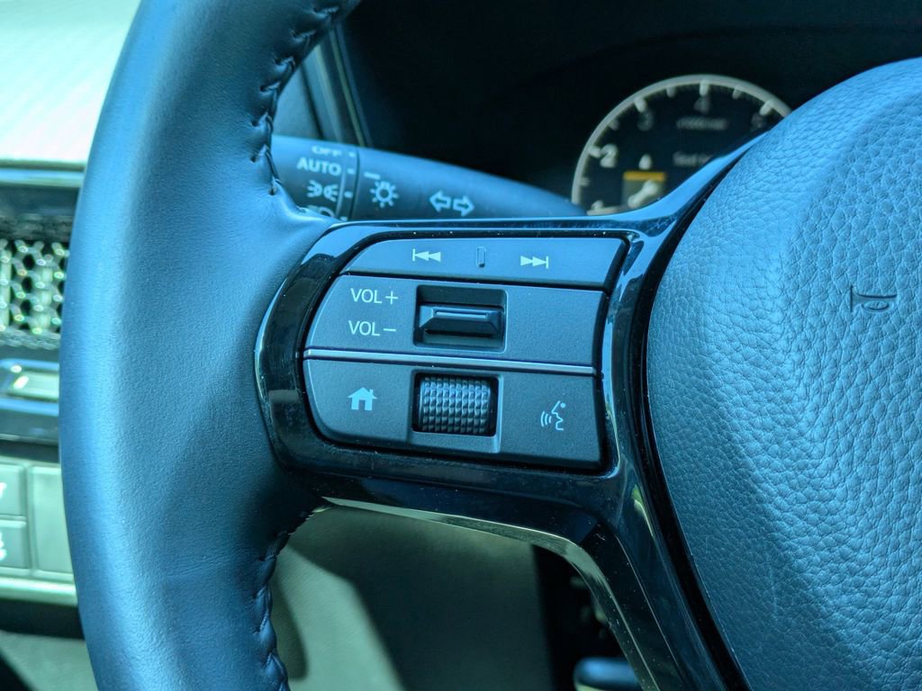 Used 2024 Honda CR-V EX-L image 27