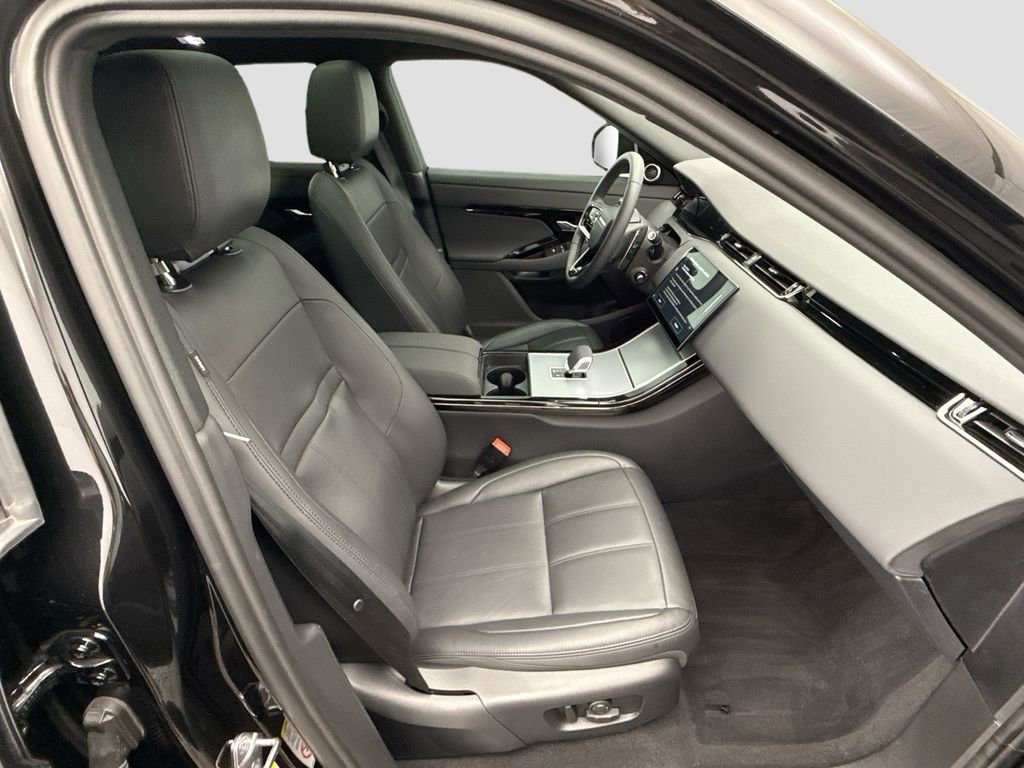 Certified 2025 Land Rover Range Rover Evoque S image 19