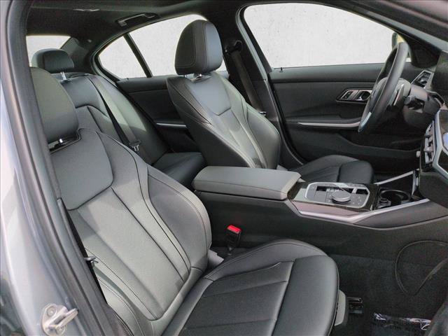 Used 2023 BMW 330i Sedan w/ Driving Assistance Package RWD image 22