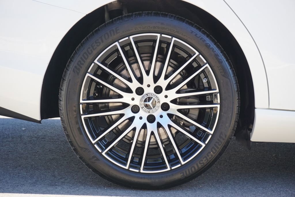 Certified 2026 Mercedes-Benz C 300 Sedan image 17