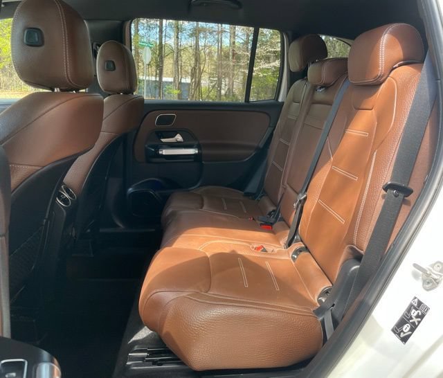 Used 2021 Mercedes-Benz GLB 250 4MATIC w/ AMG Line image 15
