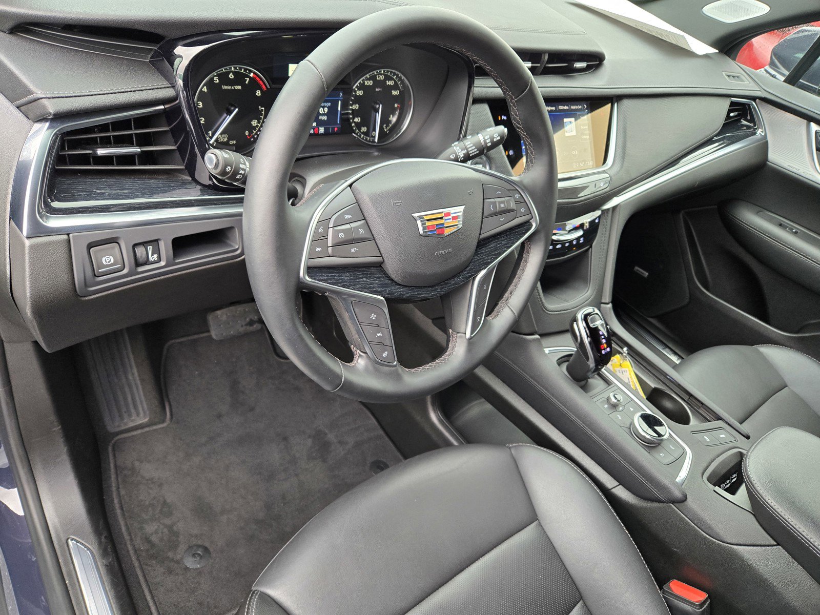 Certified 2025 Cadillac XT5 Premium Luxury image 13