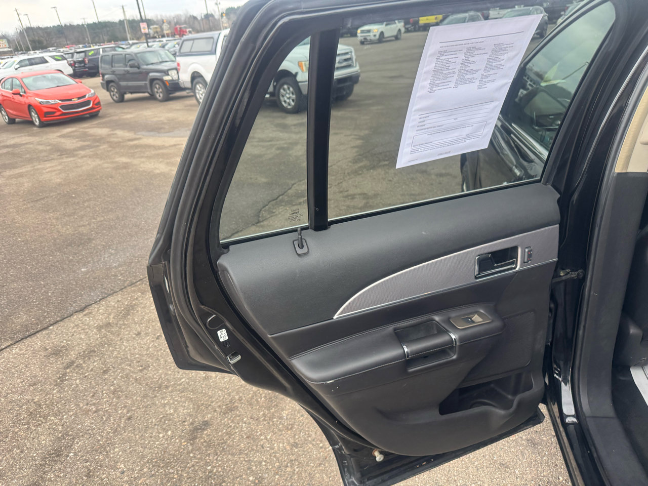 Used 2011 Lincoln MKX AWD w/ Sight & Sound Pkg image 14