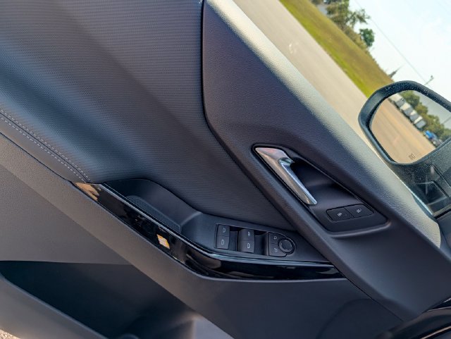 New 2027 Chevrolet Equinox LT FWD image 11