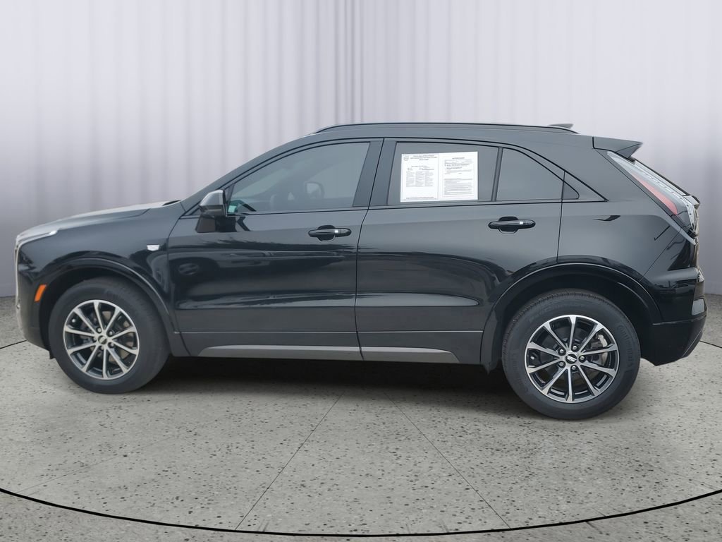 Used 2025 Cadillac XT4 Sport w/ Cold Weather Package image 7