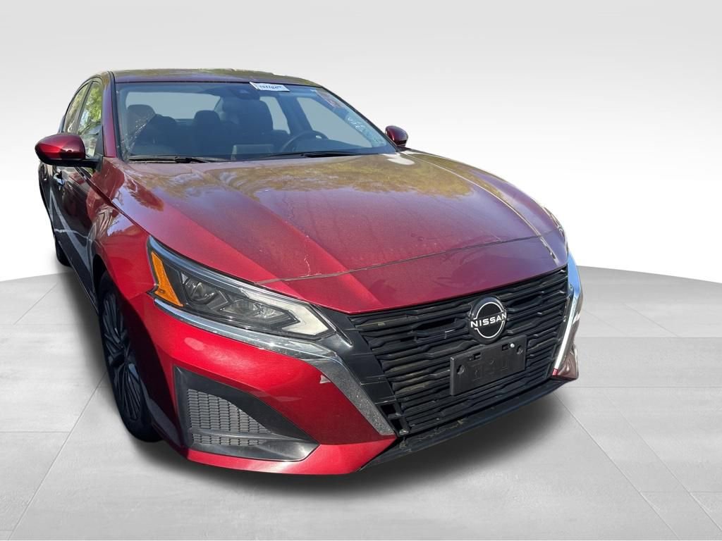 Used 2023 Nissan Altima 2.5 SV image 10