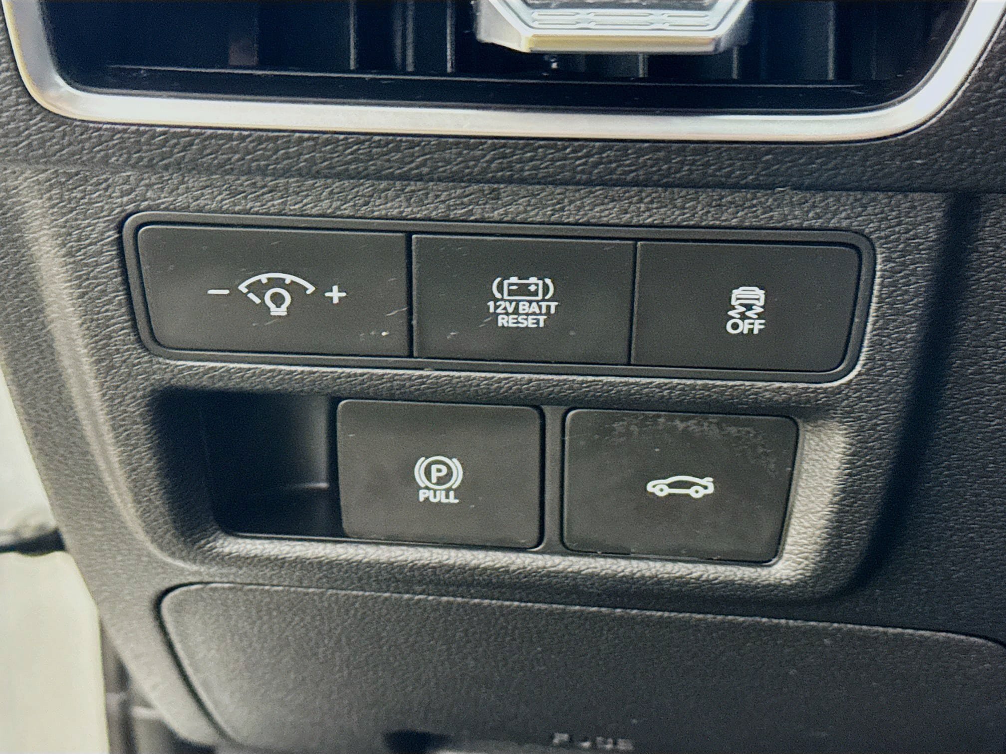 Used 2025 Hyundai Sonata SEL FWD image 12