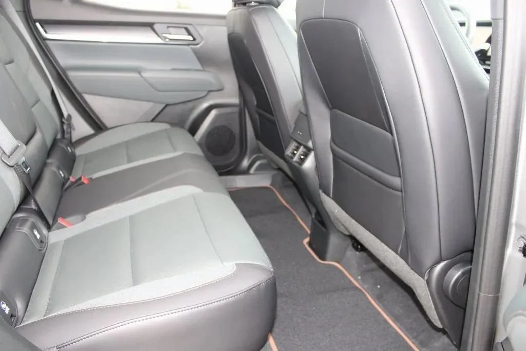 New 2026 GMC Terrain AT4 AWD/4WD image 23