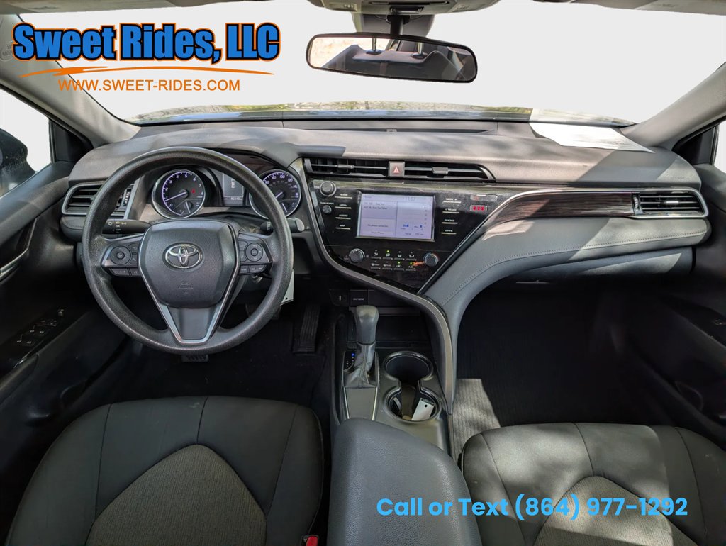 Used 2019 Toyota Camry LE image 12