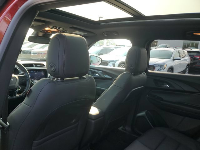 Certified 2022 Chevrolet TrailBlazer RS w/ Sun and Liftgate Package AWD/4WD image 11