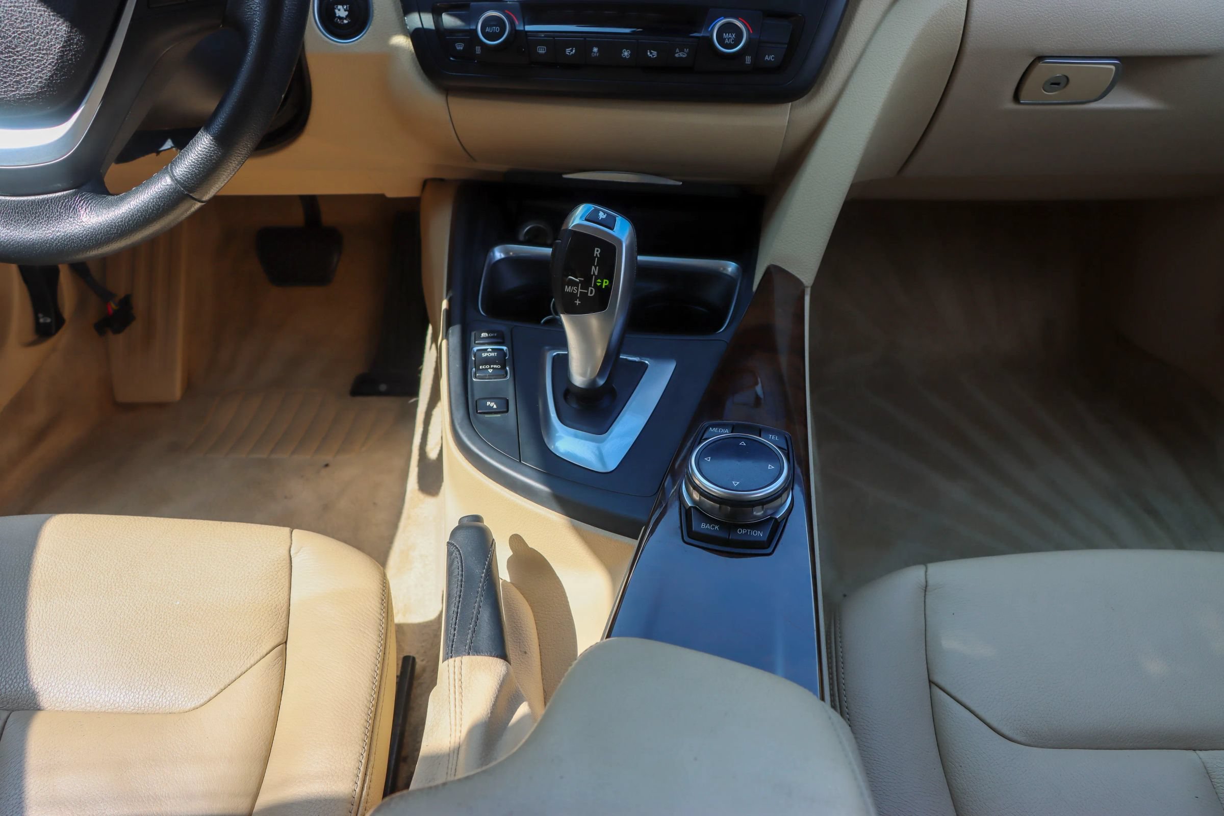 Used 2014 BMW 328i Sedan RWD image 26