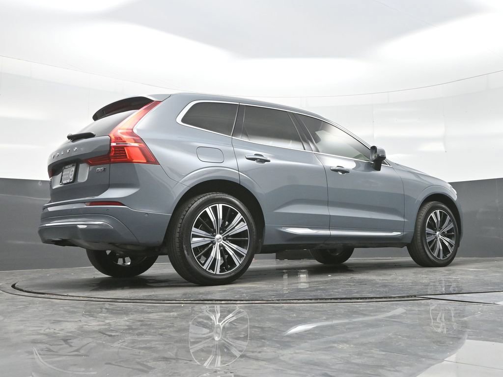 Used 2023 Volvo XC60 B5 Plus w/ Protection Package Premier image 26