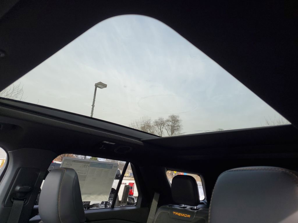 New 2026 Ford Explorer Tremor image 8