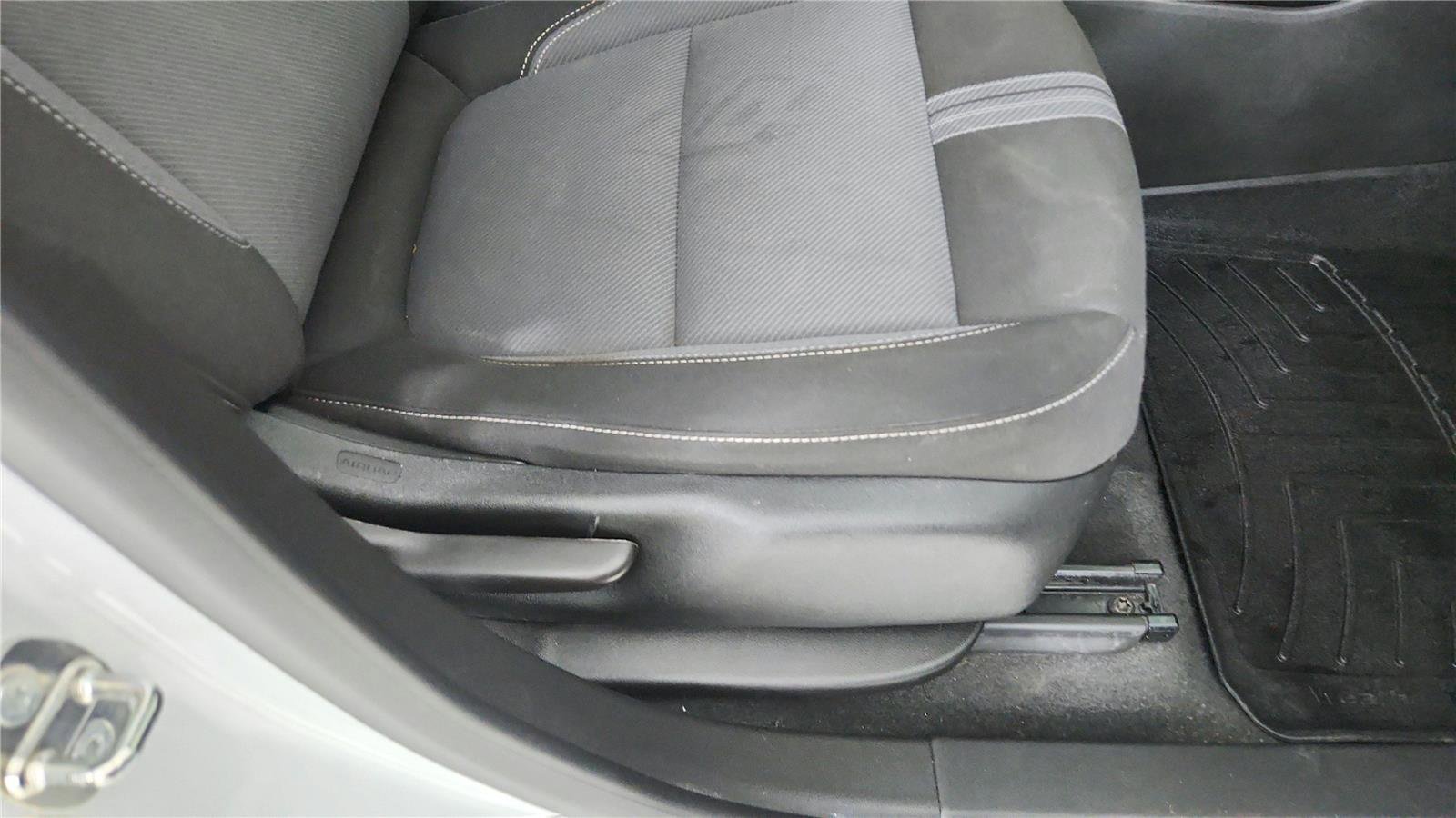 Used 2023 Chevrolet Blazer LT w/ Driver Confidence Package AWD/4WD image 20