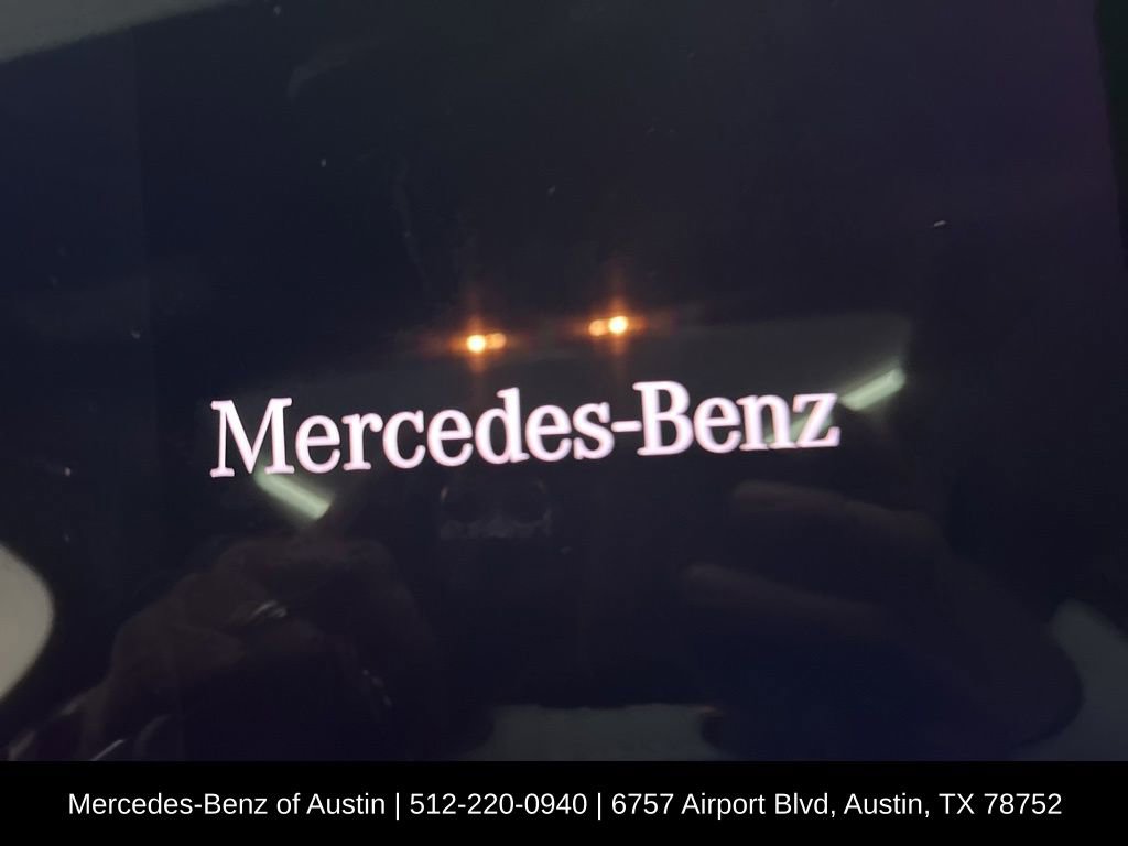 Used 2025 Mercedes-Benz GLC 300 image 13