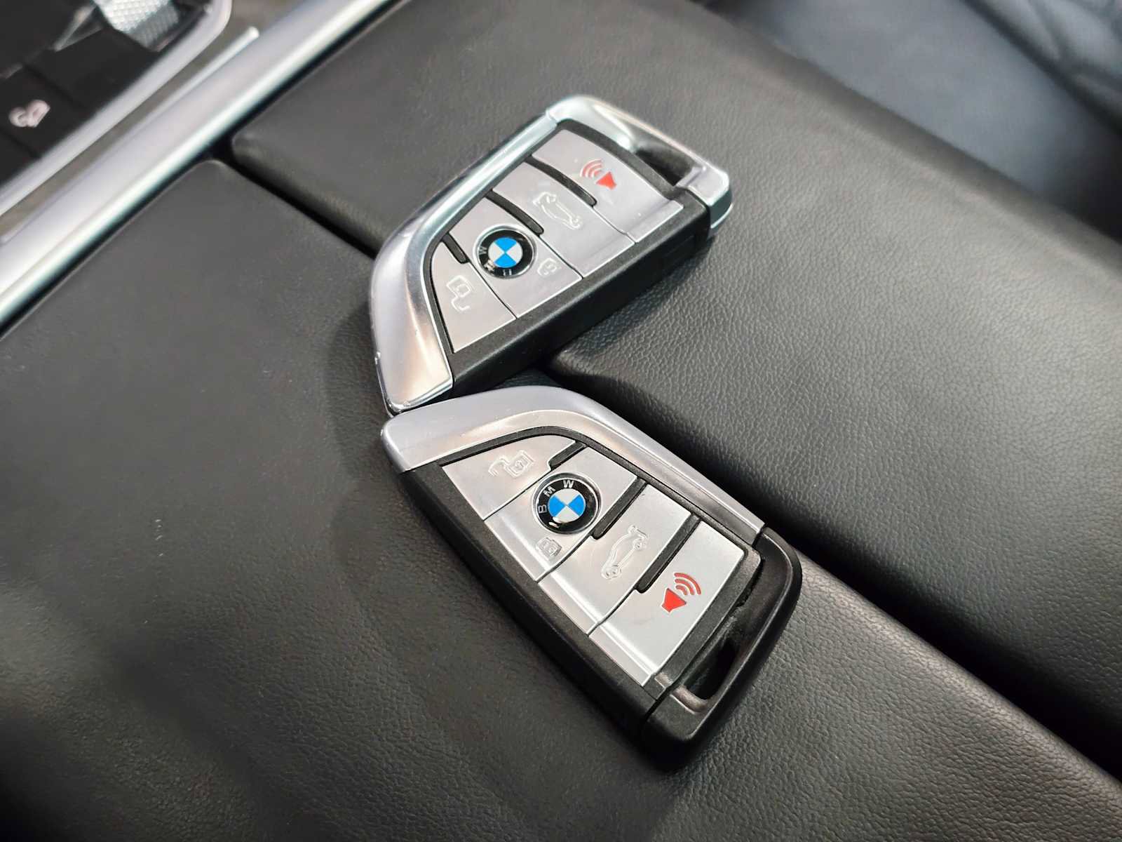 Used 2023 BMW X5 xDrive45e w/ Executive Package image 31