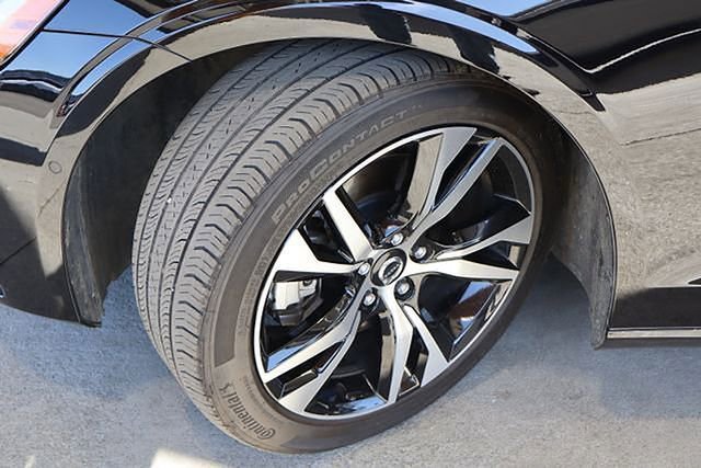 Used 2024 Volvo S60 B5 Plus AWD/4WD image 38