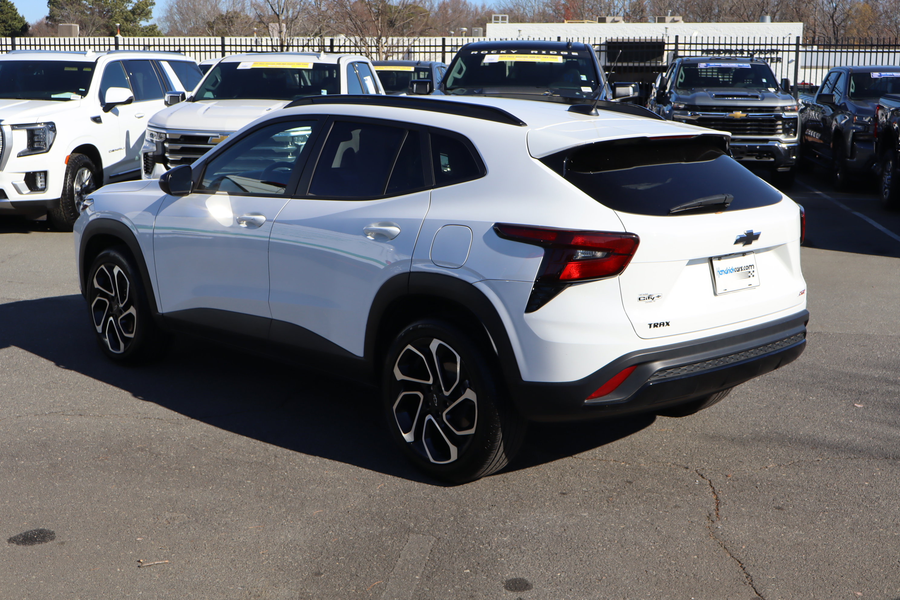 Certified 2024 Chevrolet Trax RS w/ Driver Confidence Package image 8