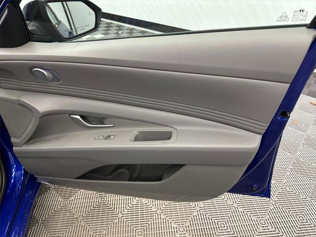 New 2026 Hyundai Elantra SEL Sport image 14