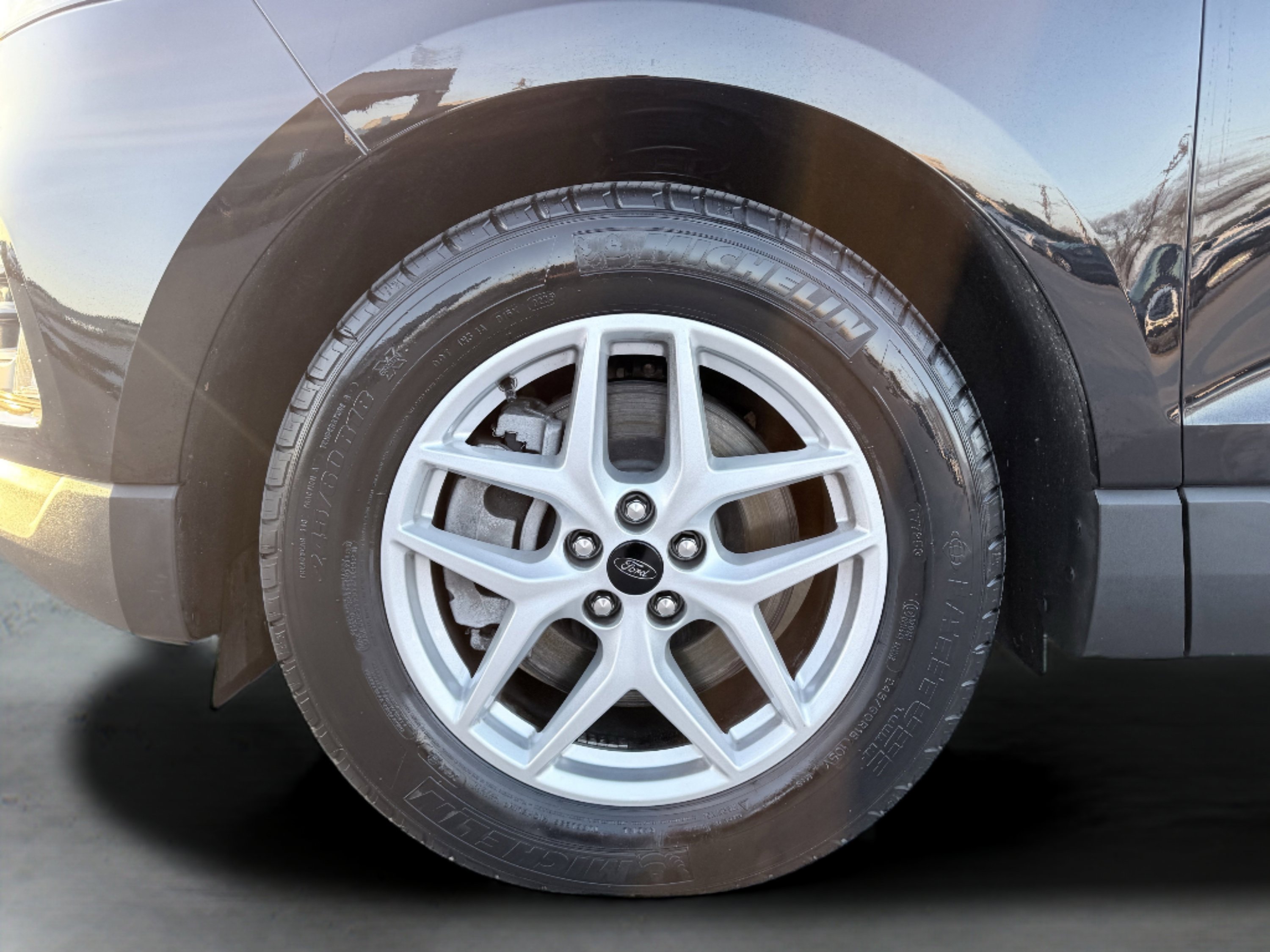 Used 2023 Ford Edge SEL w/ Convenience Package image 12